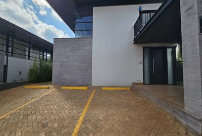 4 Bed Townhouse with En Suite in Runda - 2