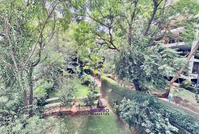 3 Bed Apartment with En Suite at Riverside Drive