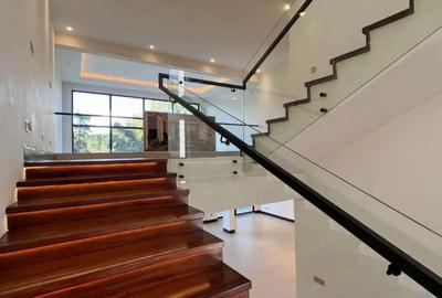 5 Bed Townhouse with En Suite in Kitisuru - 4