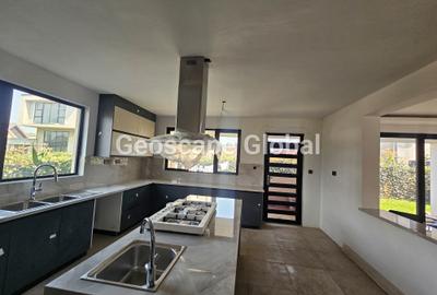 5 Bed House with En Suite in Kiambu Road - 3