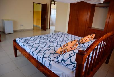 4 Bed Villa with En Suite at Paparemo - 4