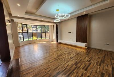 5 Bed Villa with En Suite in Lavington - 3