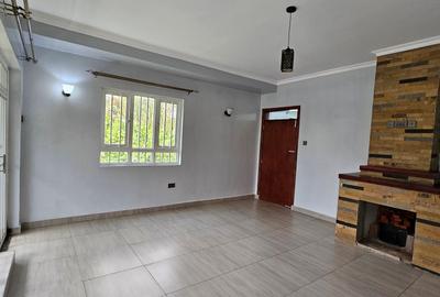 4 Bed Townhouse with En Suite at Mushroom - 2