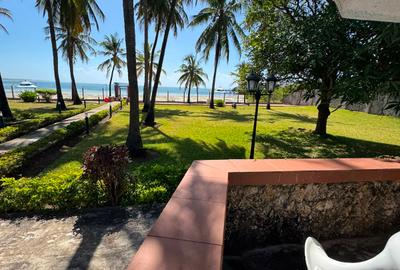 1 Bed Apartment with En Suite at 3Rd Avanue