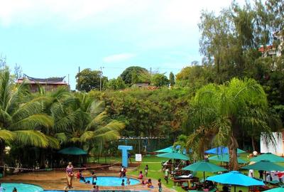 Serviced 3 Bed Apartment with En Suite in Nyali Area - 2