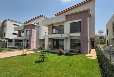 4 Bed Townhouse with En Suite in Runda
