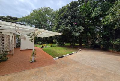 4 Bed House with En Suite in Gigiri - 3