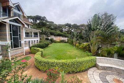 5 Bed Townhouse with En Suite in Nyari - 2