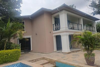 6 Bed House with En Suite at Runda - 2