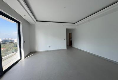 2 Bed Apartment with En Suite in Brookside - 2
