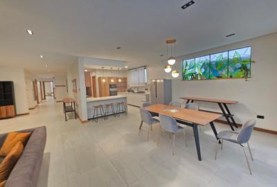 Furnished 4 Bed Apartment with En Suite in Spring Valley - 2