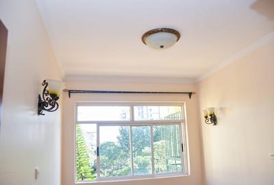 3 Bed Apartment with En Suite at Hatheru Road - 4