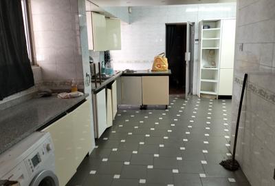 6 Bed House with En Suite in Kileleshwa - 2