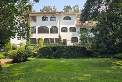 5 Bed Townhouse with En Suite at Nyari Central - 3