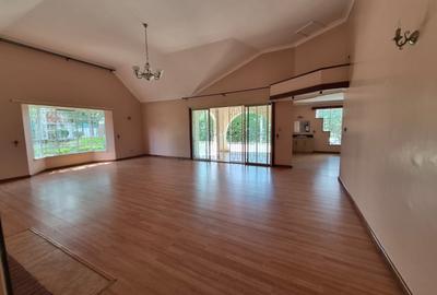 5 Bed House with En Suite at Bogani - 4