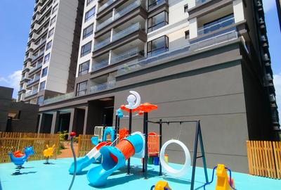 2 Bed Apartment with Swimming Pool in Riverside