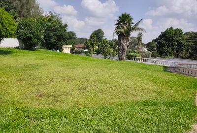 5 Bed House with En Suite in Loresho - 4