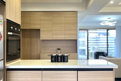 Serviced 3 Bed Apartment with En Suite in Riverside - 3