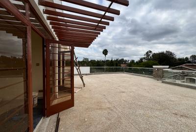 4 Bed House with En Suite in Karen - 3