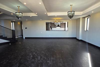 4 Bed Apartment with En Suite in Lavington - 3
