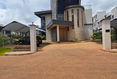 4 Bed Apartment with En Suite in Loresho