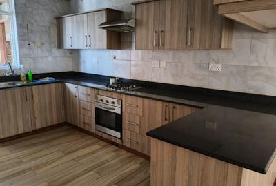 4 Bed Apartment with En Suite at Parklands