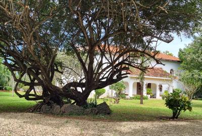 5 Bed House with En Suite at Diani - 3