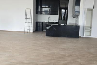 3 Bed Apartment with En Suite in Lavington - 4