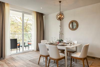 Serviced 2 Bed Apartment with En Suite in Riverside - 2