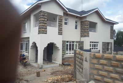 4 Bed House with En Suite in Ngong - 2
