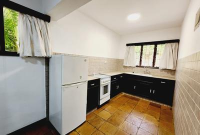 1 Bed House with En Suite at Westlands - 4
