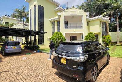 5 Bed Townhouse with En Suite at Maji Mazuri - 3