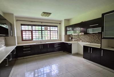 4 Bed Villa with En Suite at Runda - 4