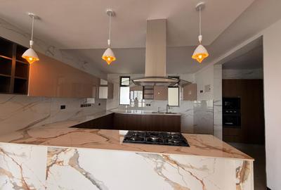 3 Bed Apartment with Borehole in Riverside - 4