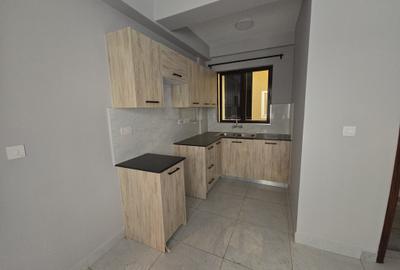 1 Bed Apartment with En Suite at School Lane - 2
