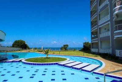 2 Bed Apartment with En Suite in Nyali Area - 3
