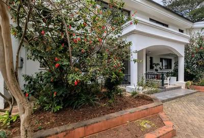 4 Bed Townhouse with En Suite in Kileleshwa - 2