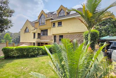 5 Bed Townhouse with En Suite at Lavington Green - 3