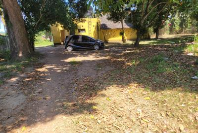 Land at Mt Kenya - 4
