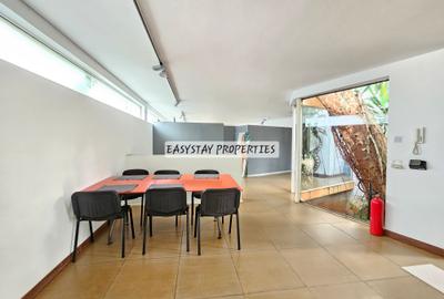 Furnished 1 Bed Apartment with En Suite in Gigiri - 4