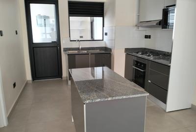 2 Bed Apartment with En Suite at Westlands - 4