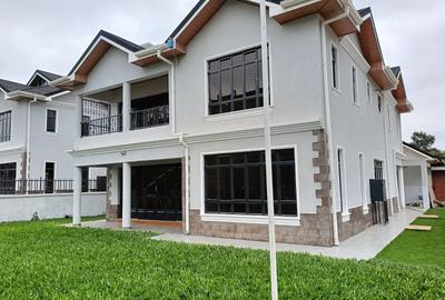 4 Bed Townhouse with En Suite at Runda - 2