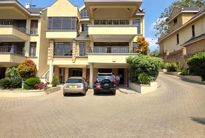 5 Bed Townhouse with En Suite at Convent Drive - 4