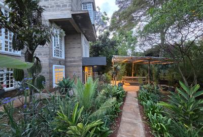 1 Bed House with En Suite in Kitisuru
