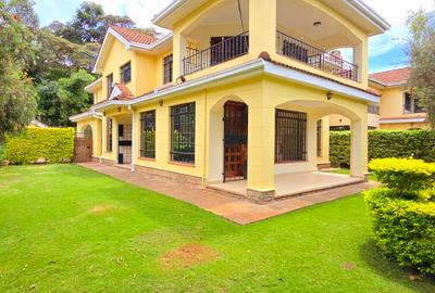 4 Bed Townhouse with En Suite at Convent Drive - 2