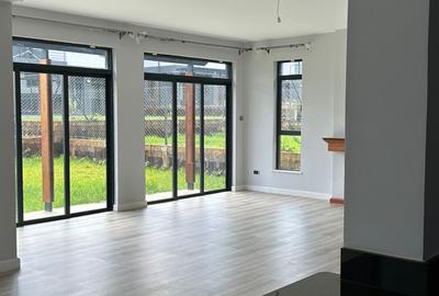 3 Bed Villa with En Suite at Runda - 2