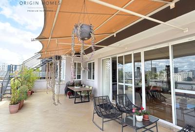 3 Bed Apartment with En Suite at 2Nd Parklands