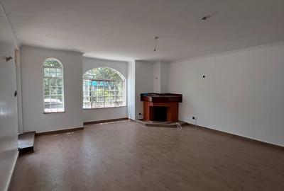 4 Bed Townhouse with En Suite at Amboseli Lane - 3