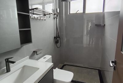 2 Bed Apartment with En Suite in Kilimani - 3