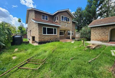 4 Bed Villa with Staff Quarters at 1 - 3